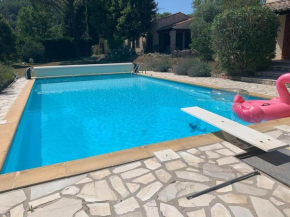 Maison avec piscine, au calme